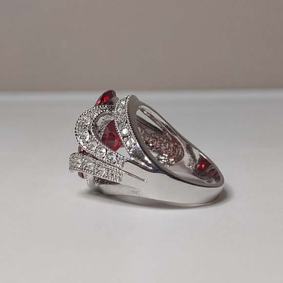 Large Bright Red And Silver Tone Ring Size 9.75 - Picture 4 of 13